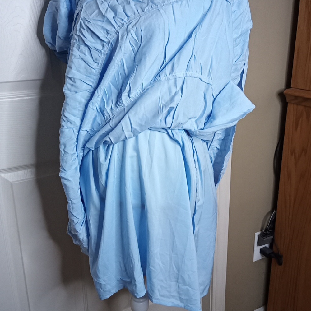NEW Zesica Baby Blue Dress Short Puff Sleeves Sz. S Ruched Chest - Picture 4 of 6